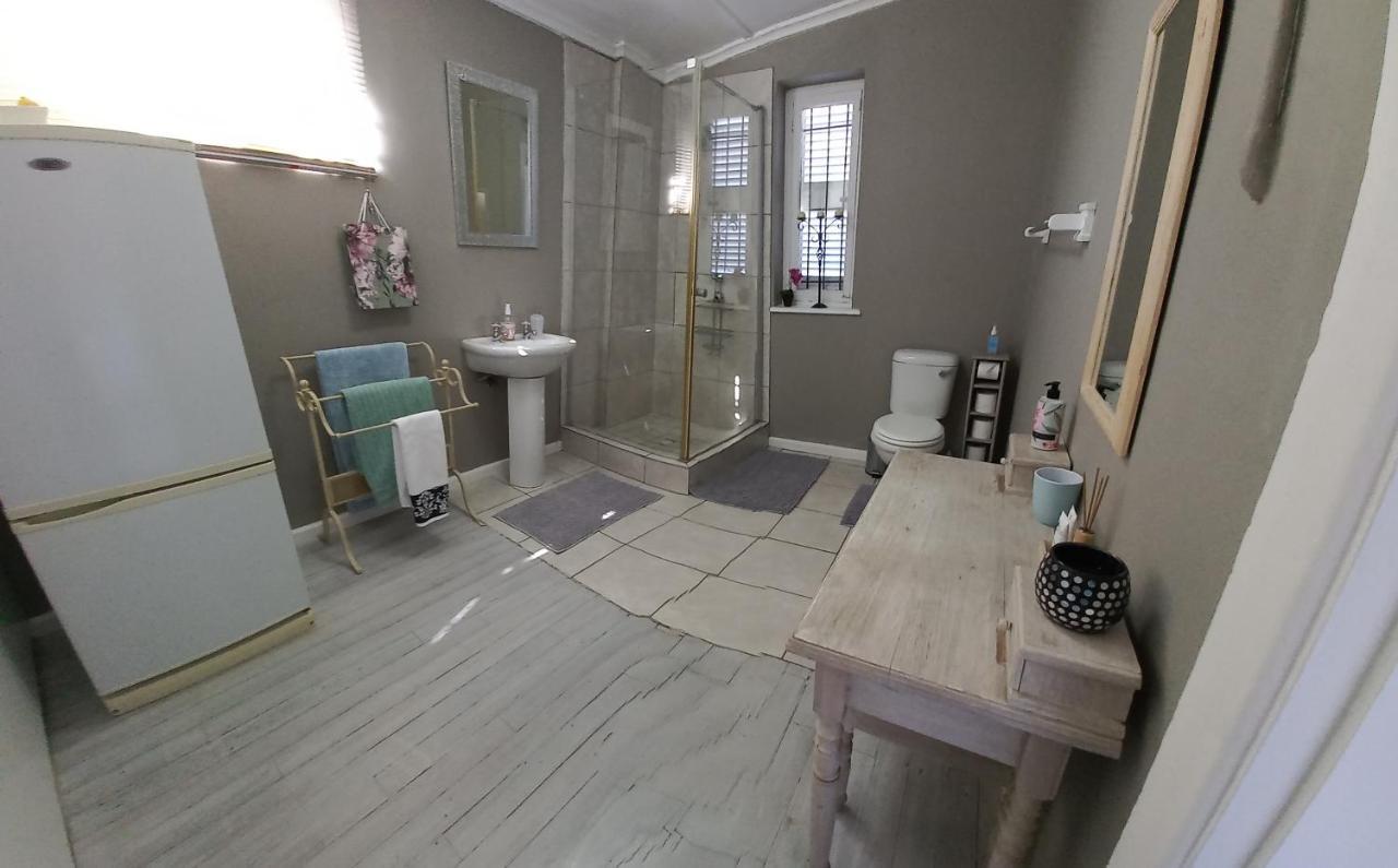 Peony Luxury Room With Wifi And Own Entrance Stellenbosch Exterior foto